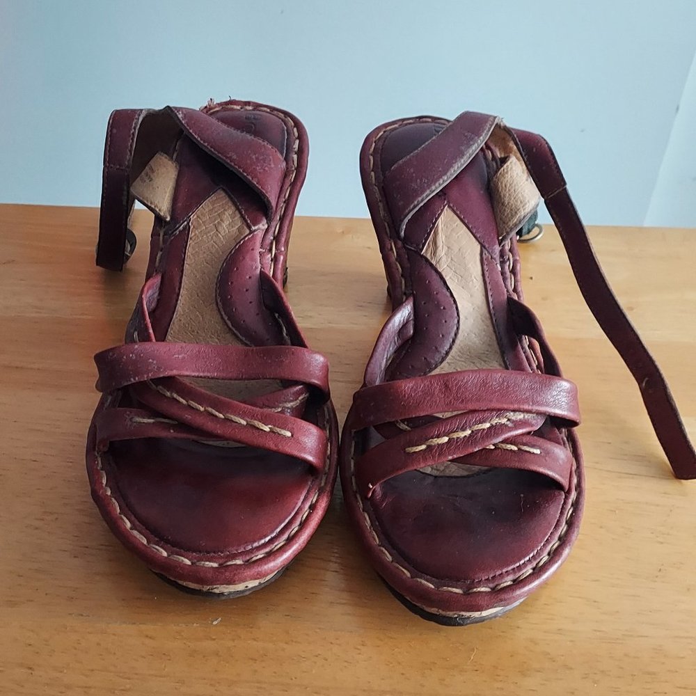 Maroon leather espadrilles